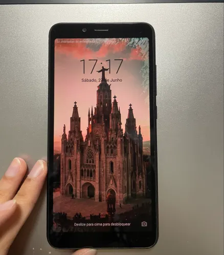 Xiaomi Redmi 6 64gb 4gb RAM (toque fantasma)