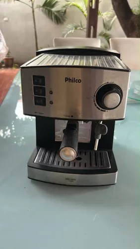Cafeteira / café e capuccino
