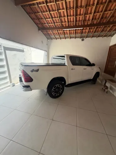 Toyota Hilux CD SRV 4X4 2.8 TDI Diesel Aut. 2022