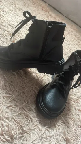 Bota coturno infantil 