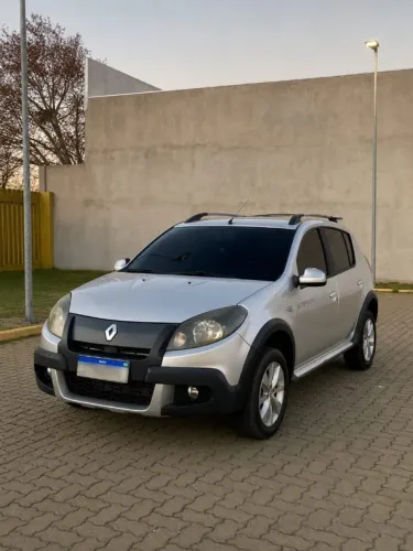 Renault Sandero Stepway Hi-power 1.6 8V 5P 2013