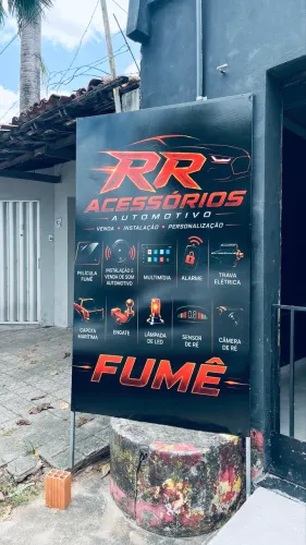 Instalação e venda de acessórios automotivo.