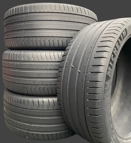 Pneus 265/35 aro 21 Michelin Pilot Sport 4s seminovos