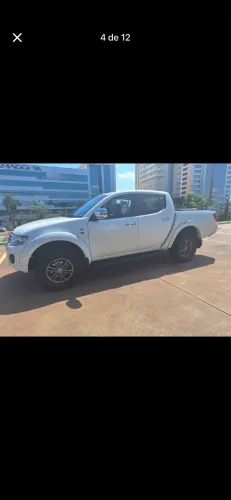 Mitsubishi L200 Triton HPE 3.2 CD TB Int.diesel AUT 2015