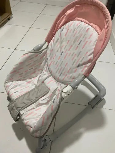 Cadeirinha infantil musical