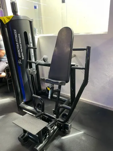 Supino Vertical Exercitar linha TOP