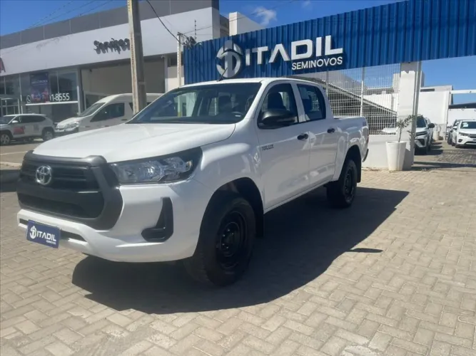 Toyota Hilux CD 4X4 2.8 Diesel Aut. 2025