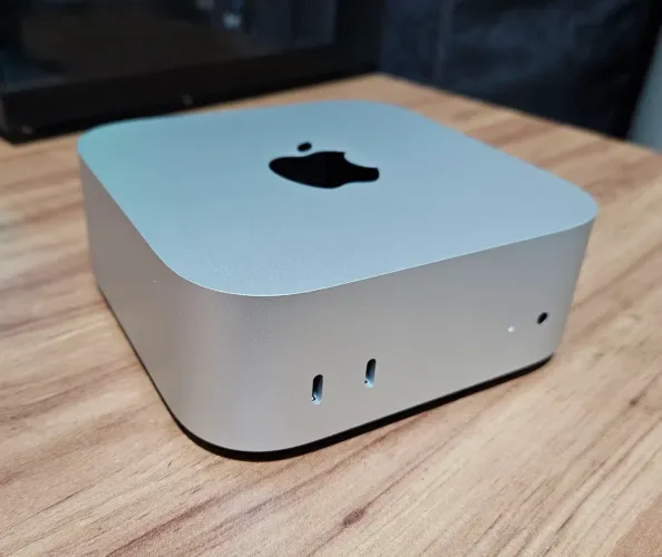 Mac Mini M4 16 GB + 256 GB + Dock
