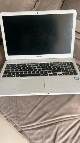 Notebook Samsung i3