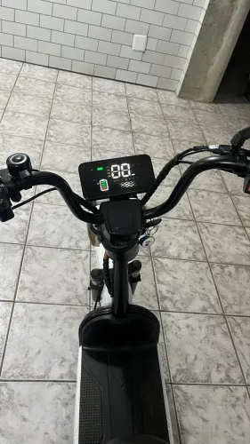 Vende- se