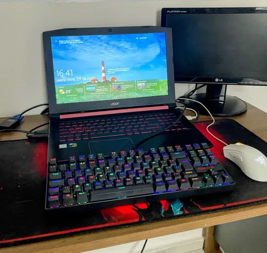 Notebook Gamer Acer Nitro 5 i5 GTX 1050 16GB SSD + Teclado Redragon