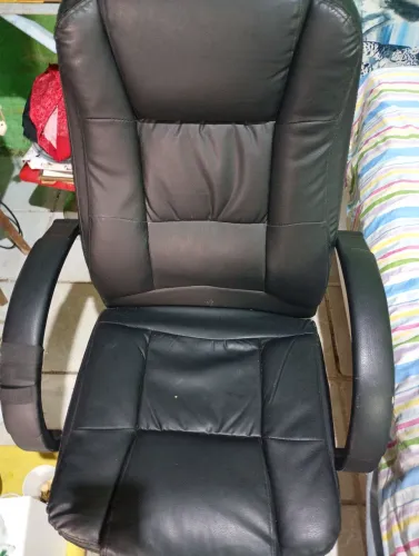 Cadeira executiva toda perfeita 