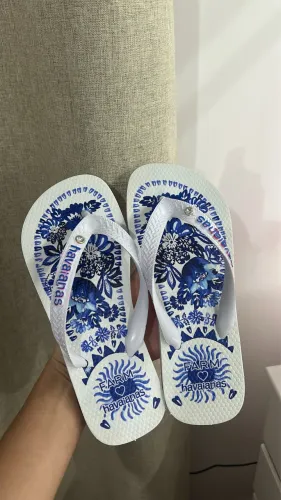 Chinelo Feminino Floral Confortável R$30,00