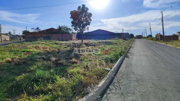 Área de 994 metros quadros no setor Buriti Sereno Lote à Venda, 994.11 por R$ 335000.00 no