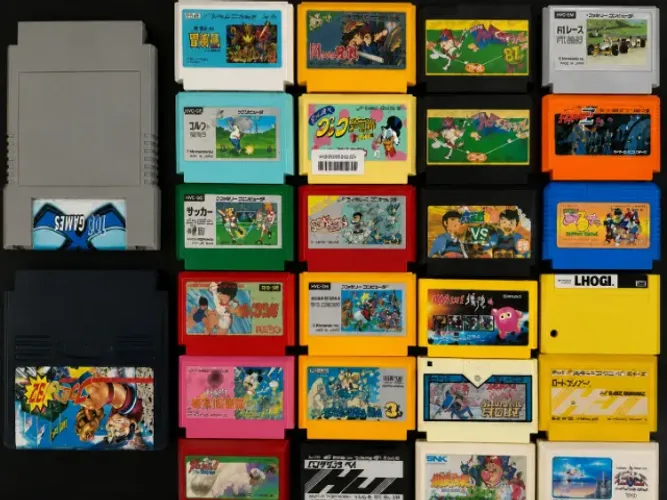Cartuchos para Nes, composto por jogos originais japoneses - Consultar valores.