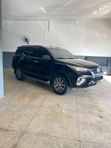 Toyota Hilux SW4 SRX 4X4 2.8 TDI 16V Dies. Aut. 2018