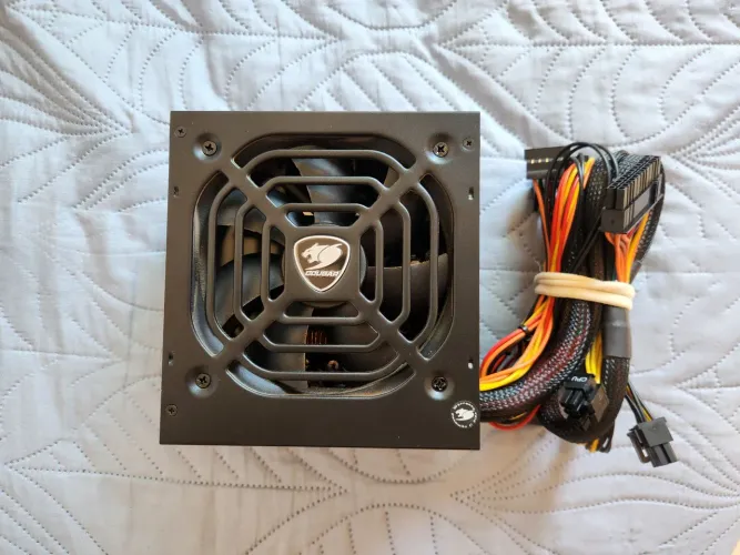 Fonte 500W Cougar VTE 80plusBronze 