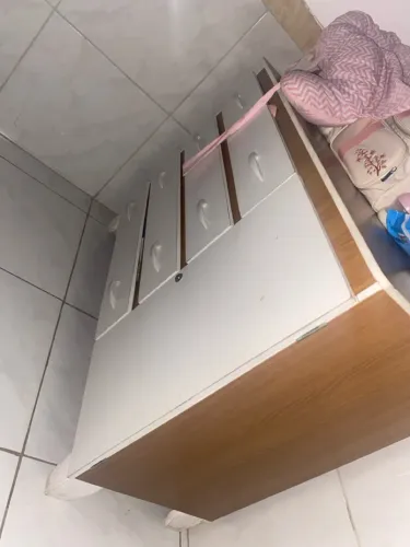 Vendo cômoda 
