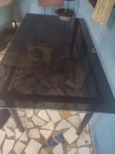 Mesa de jantar de vidro temperado faço entrega 