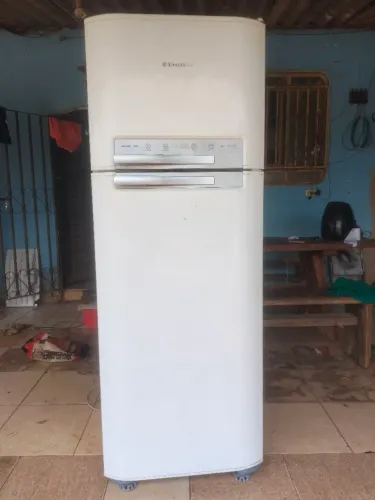 Geladeira Electrolux DF50