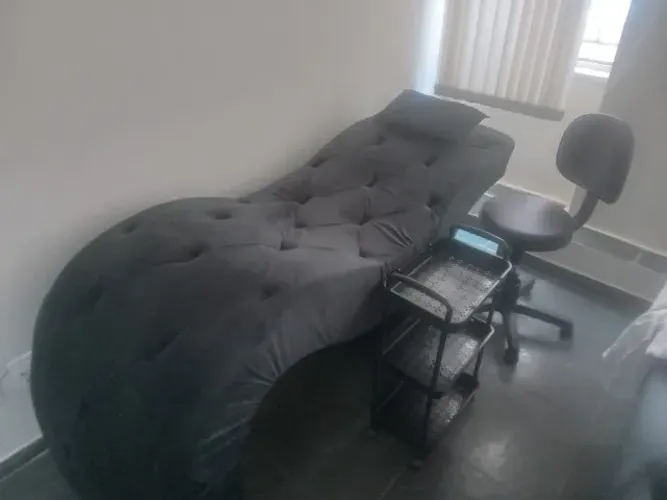 MACA + MOCHO + MESINHA DE APOIO POR APENAS R$ 650 TUDO