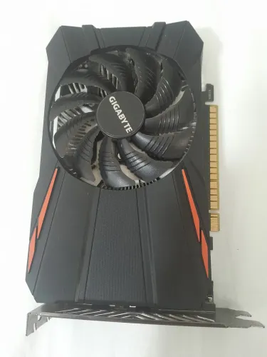 Placa de vídeo GTX 1050 2GB