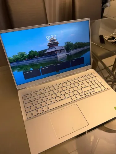 Dell Inspiron 15, i7, 16GB RAM, 512GB SSD