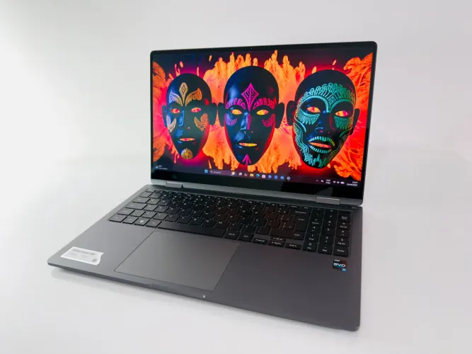 Notebook Samsung Galaxy Book 3 I7-13th-16GB Ram-Ssd 512GB-Tela 15.6Touch AMOLED