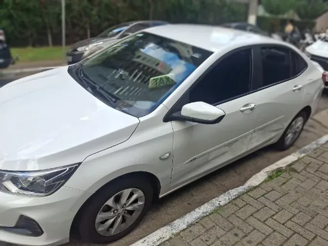 Chevrolet Onix Plus LT 1.0 12V Flex Mec. 4P 2023