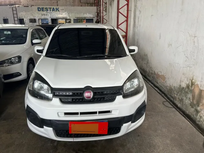Fiat Uno Attractive 1.0 EVO Fire Flex 8V 5P 2020