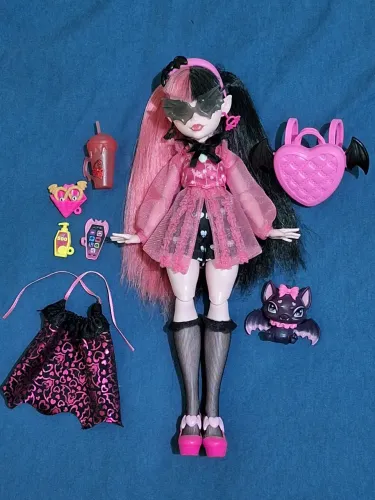 Draculaura monster high G3