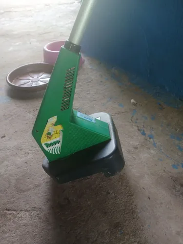 Roçadeira elétrica 127w