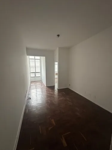 2 QUARTOS LEME
