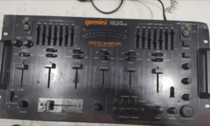 Mixer gemini 7008