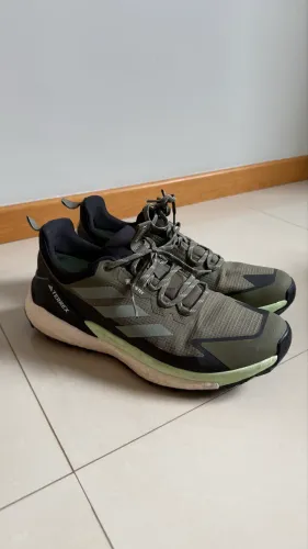 Tênis Adidas Terrex Gore-Tex