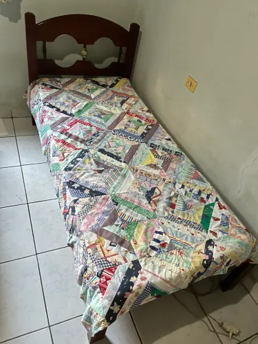 Cama de solteiro 