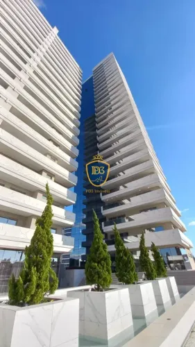 Apartamento de luxo , sémi mobiliado 1 por andar, no11andar , com uma vista prêvilegiada p