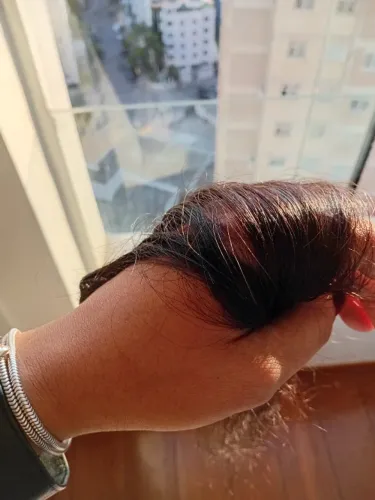 Cabelo brasileiro castanho claro 48 cm comprado em salão