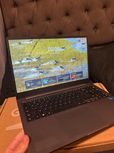 Samsung Galaxy Book 2 i5 1235U 16GB RAM Dual Channel SSD 256GB + HD 320GB (576GB)