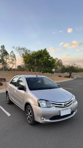 Toyota Etios XLS Sedan 1.5 Flex 16V 4P Aut. 2017