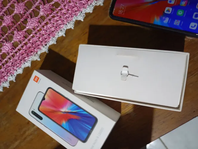 Redimi note 8 - em bom estado