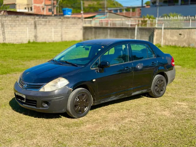 Nissan Tiida Sedan 1.8 16V Flex Fuel 4P 2011