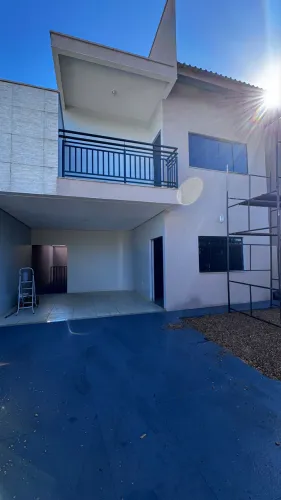 CASA MODERNA PARA ALUGAR NA 605 SUL - PRONTA PARA MORAR!