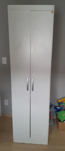 Armário auxiliar