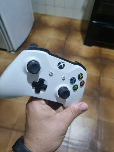 Controle Xbox One S
