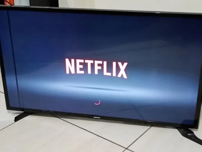 SMARTV SAMSUNG MODELO ANTIGO 43 POLEGADAS