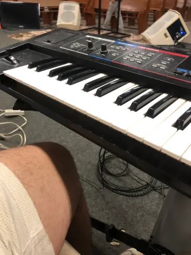 Vendo Roland Juno Di