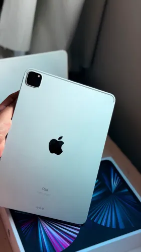 iPad Pro 11? 512GB Wi-Fi + Teclado Mágico