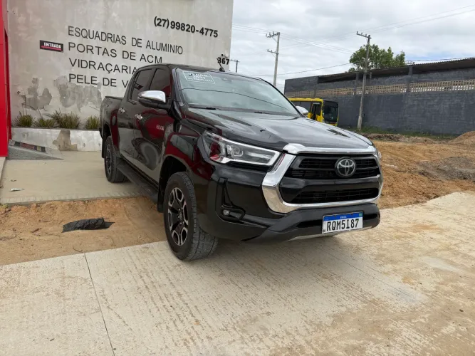 Toyota Hilux CD SRX 4X4 2.8 TDI 16V Diesel Aut. 2021