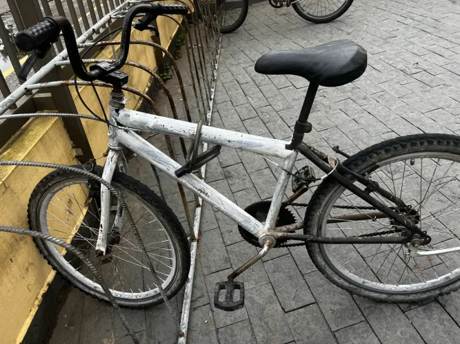 bicicleta folha aero